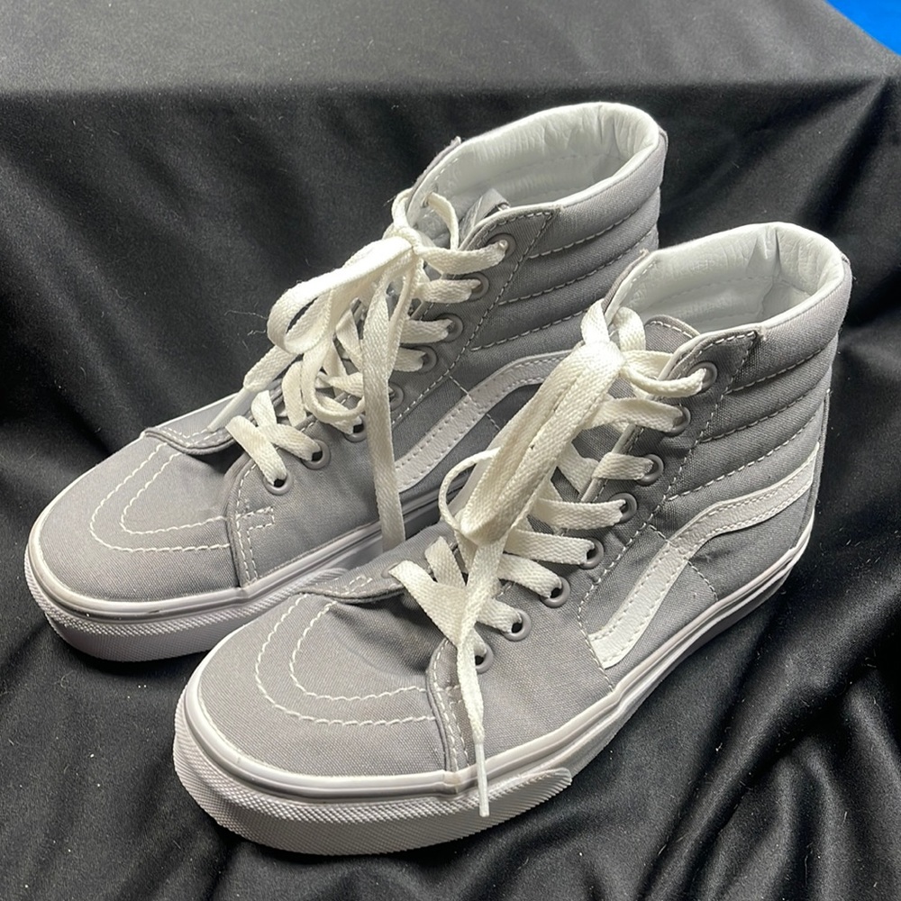 Vans off the wall hightops skateboard canvas sneaker gray unisex